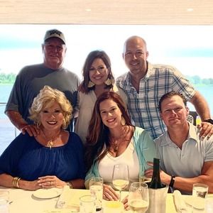 Meet your Posher, Stacy